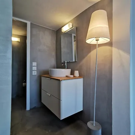 The Elephant House Kímolos