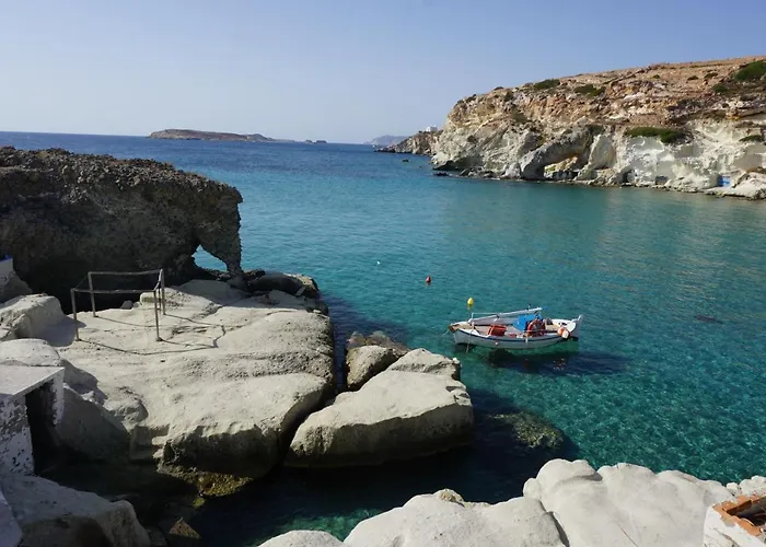 The Elephant House Kímolos